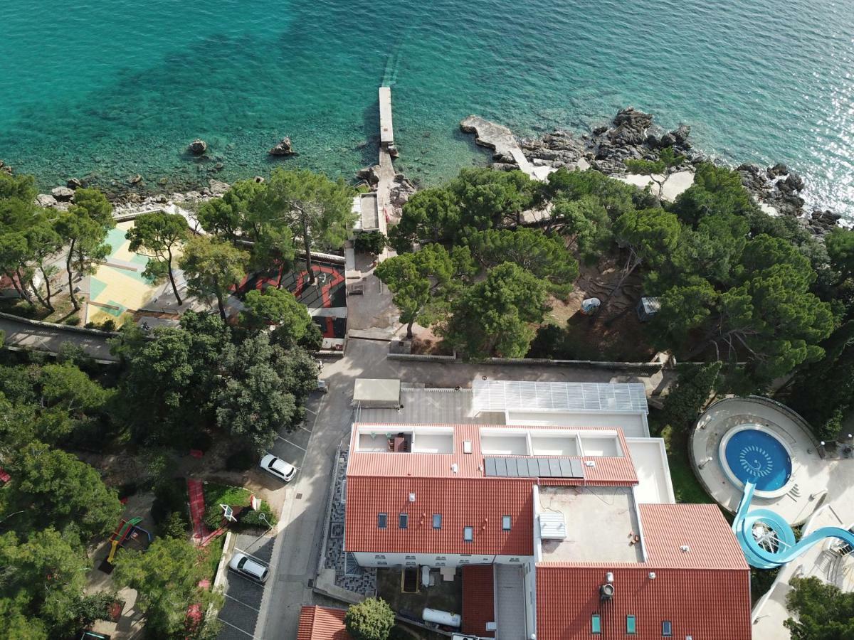 Sesar Apartments Krk - No. 3 Cvita Krk Town Exteriör bild