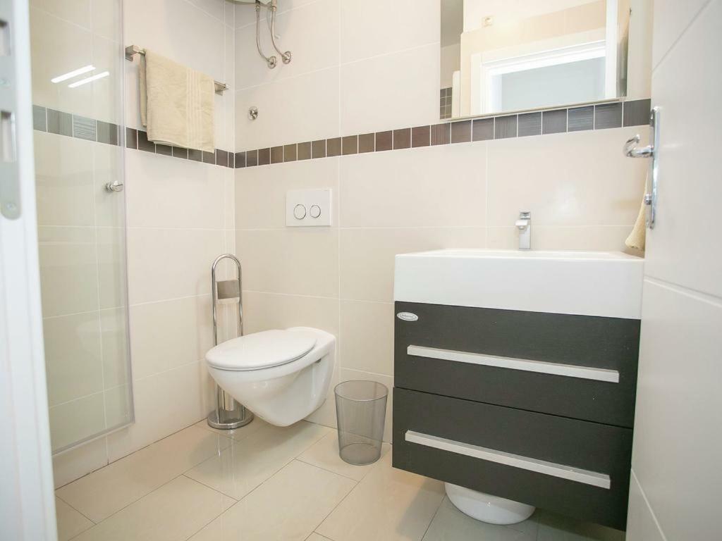 Sesar Apartments Krk - No. 3 Cvita Krk Town Exteriör bild