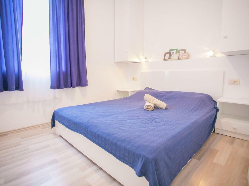 Sesar Apartments Krk - No. 3 Cvita Krk Town Exteriör bild